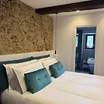Arco Di Pietra Bed and Breakfast