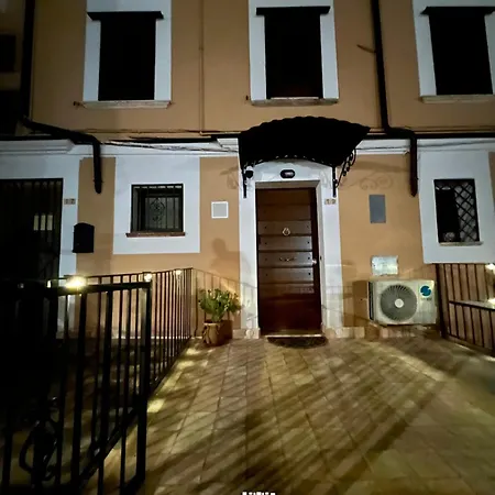 Arco Di Pietra Frühstückspension 3*