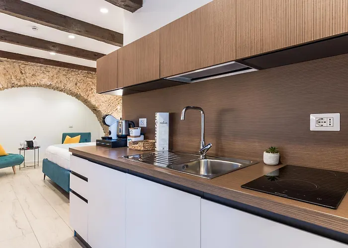 Arco Di Pietra B&B 3*