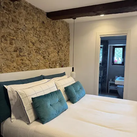 Arco Di Pietra Bed & Breakfast