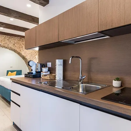Arco Di Pietra Couette-café 3*